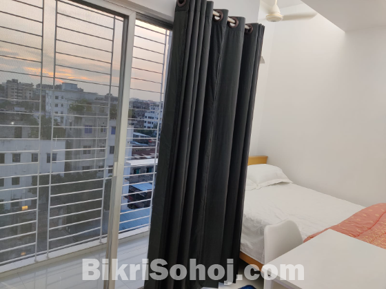 Comfort Furnished 2-Room Studio Apt Rent in Bashundhara R/A